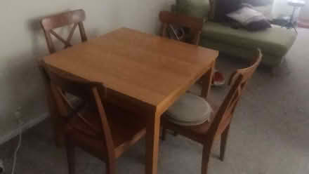 Photo of free Dining table, extendable (Berkhamsted HP4) #1