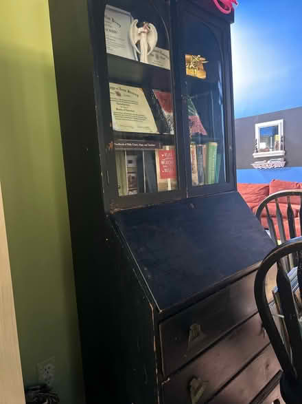 Photo of free Hutch with drawers (North Brunswick) #1