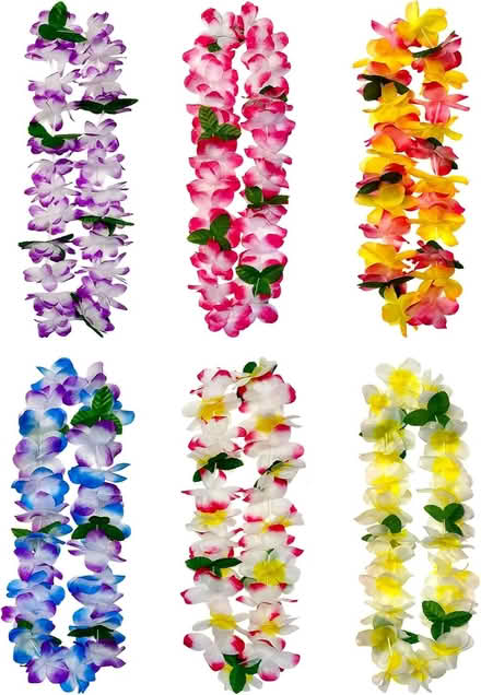 Photo of hawaiian leis (14th Street) #1