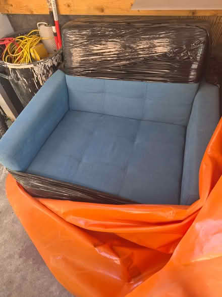 Photo of free 2 single sofa beds with storage (Wood End UB6) #1