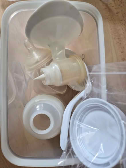 Photo of free Tommee Tippee Manual Breast Pump (Harlesden NW10) #2