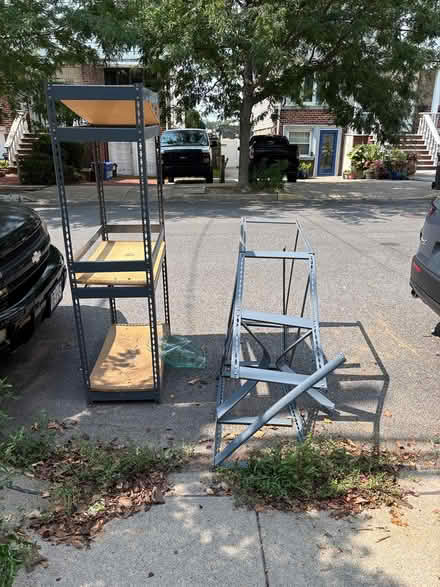 Photo of free curb alert (2261 East 70 Street Brooklyn) #1