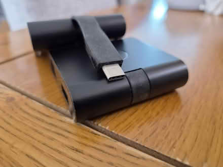 Photo of free Dell docking station and apple plug (Tewin) #4
