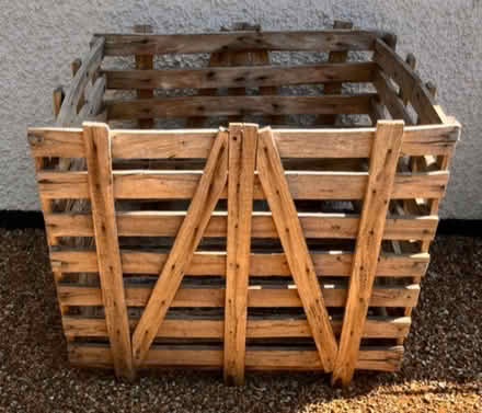 Photo of free Large wooden crate (Letchworth) #2