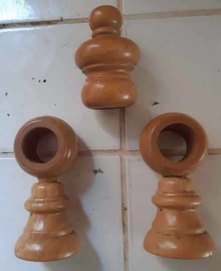 Photo of free Wooden Curtain Pole rings + other fittings (Osney OX2) #2