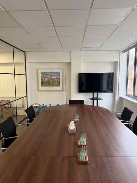 Photo of free Meeting Room table (Fitzrovia W1T) #1