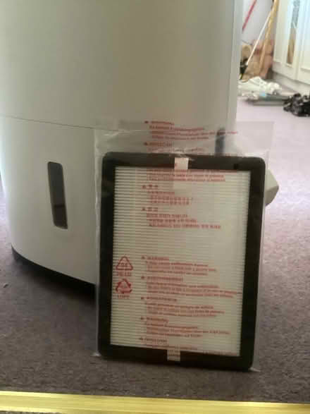 Photo of free Meaco dehumidifier and air purifier (Burwell CB25) #3