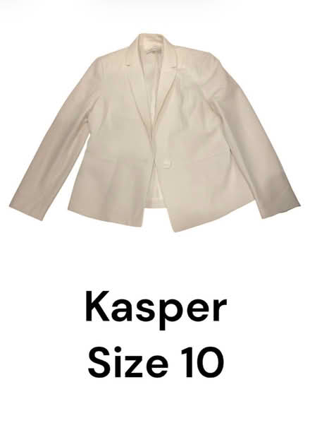 Photo of free Kasper Woman’s Pantsuit (Brooklyn Storage) #1