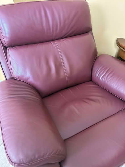 Photo of free Leather electric Recliner (Craigmillar Park EH16) #2