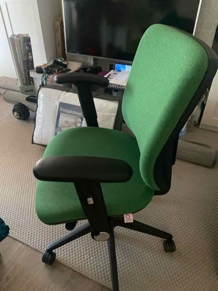 Photo of free office chair (South Beddington SM6) #3