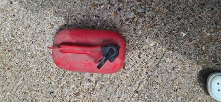 Photo of free Plastic petrol can (Countesthorpe LE8) #1