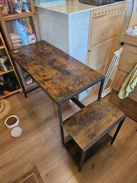 Photo of free Office/Room desk (Nasty, Ware) #1