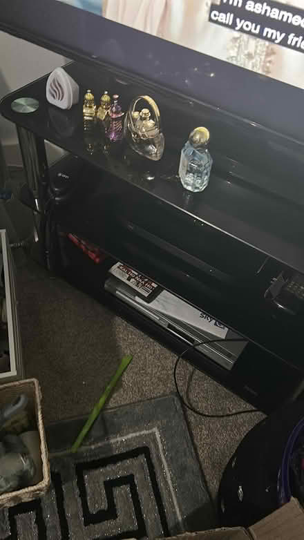 Photo of free Tv Cabnet (Ol115bn) #1