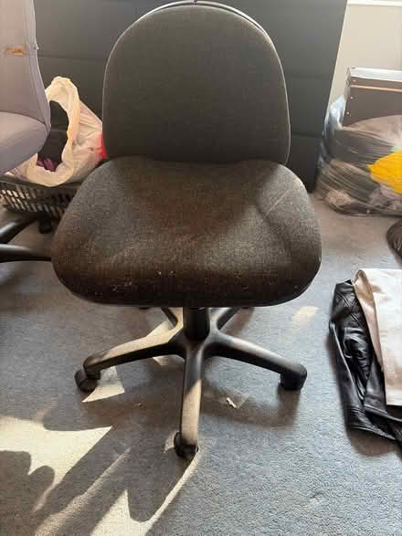 Photo of free Office chair (Cheam SM2) #1