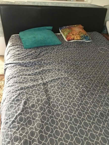 Photo of free Double bed (Dunstable LU6) #1