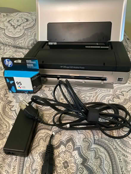 Photo of free HP Officejet 100 Mobile Printer (Gatineau) #2