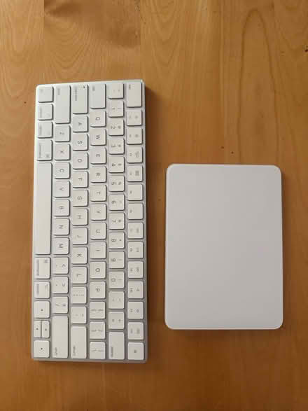 Photo of free Apple Magic Keyboard/Magic Trackpad (Saratoga) #1