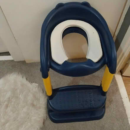 Photo of free Toilet training seat and Step (Woodside TF7) #1