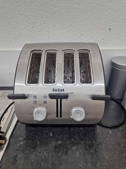 Photo of free Toaster 4 slice (Matlock DE4) #1