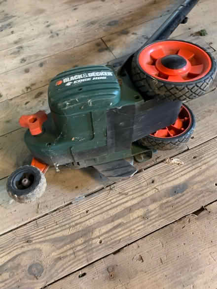 Photo of free Black and decker EDGE HOG (Palmer/ware area) #3