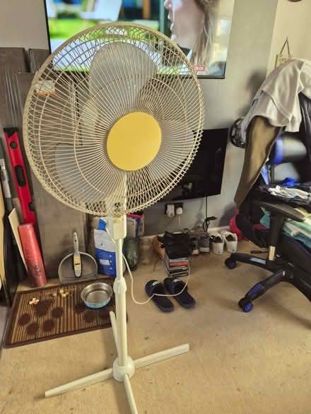 Photo of free Stand up fan (Emerson Valley MK4) #1