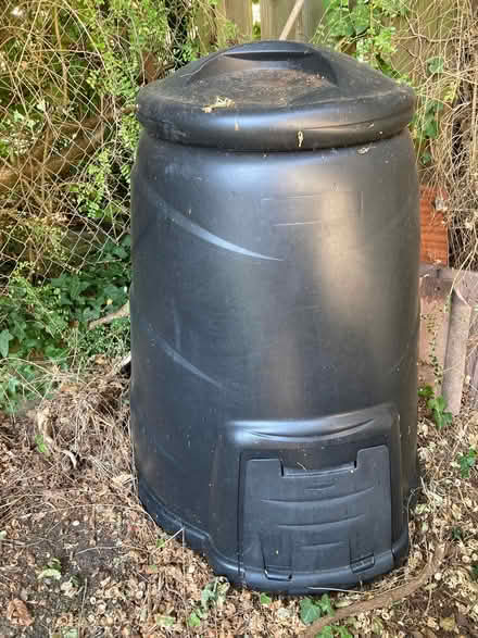 Photo of free Compost bin (Bloomfield BA2) #1