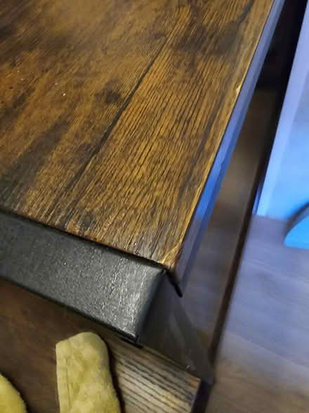 Photo of free Office/Room desk (Nasty, Ware) #2