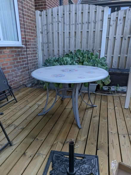 Photo of free Circular Garden table (Greenhill S8) #1