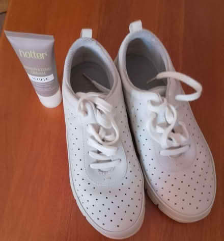 Photo of free White Hotter 'Gravity' Shoes (Ramsgate CT11) #1