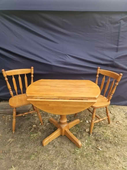 Photo of free Oak drop leaf table and chairs (Manor park S2) #1