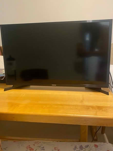 Photo of free Samsung (Caversham RG4) #2