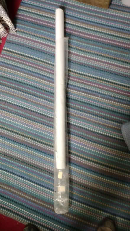 Photo of free Banqueting roll (paper table cloth / covering) (West Marina TN38) #2