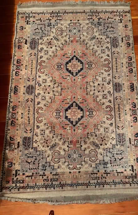 Photo of free 100% Wool rug (Oakland near lake Merritt) #1