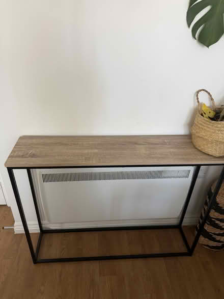 Photo of free Console table (Hertsmere WD6) #1