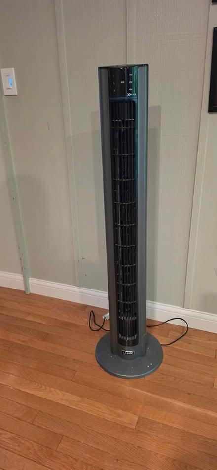Photo of free 48 in lasko fan (13 1/2 and Farmington) #1