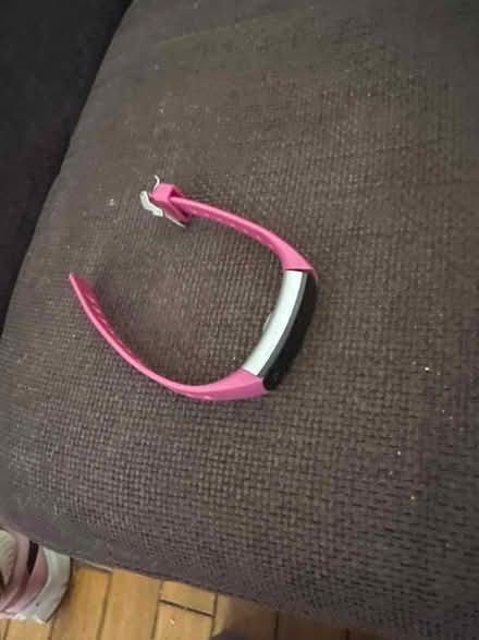 Photo of free Fitbit style watch (Townsend AL3) #1