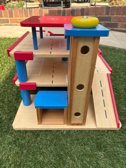 Photo of free Small wooden garage (Broomgrove TN34) #2