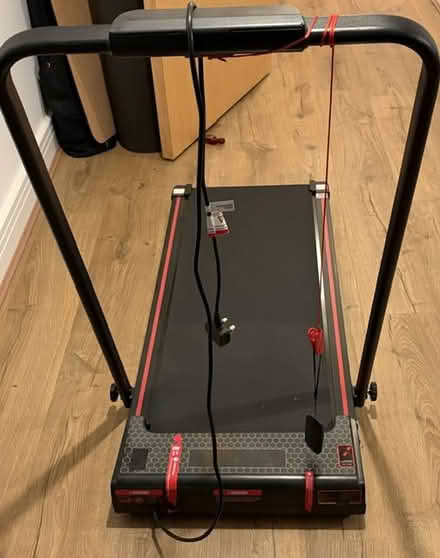 Photo of free folding Treadmill (Leighton Buzzard) #4