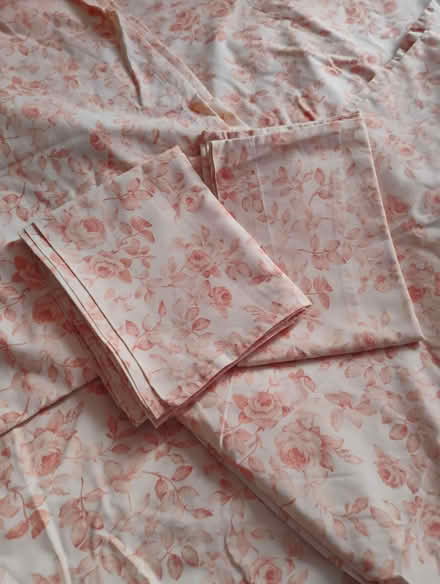Photo of free Duvet cover set (Pipers Ash CH2) #1