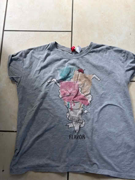 Photo of free H & M T shirt (Westbury Wilts BA13) #1