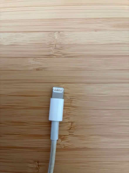 Photo of free iPhone Cable (Kennington OX14) #2