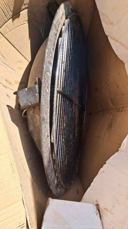 Photo of free Fire pit with collapsible legs. (Northcourt OX14) #1