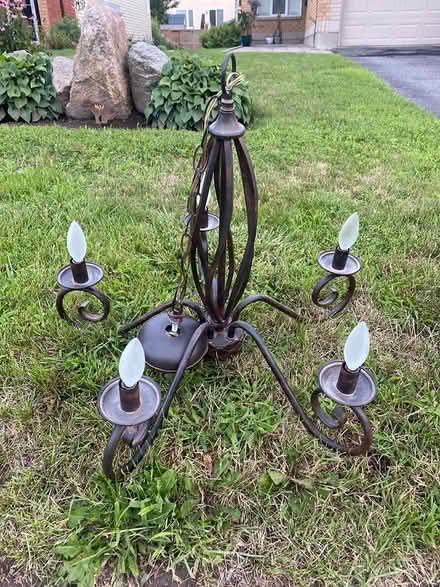 Photo of free Chandelier (Orleans) #1