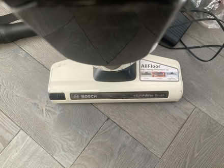 Photo of free Stick Vacuum Cleaner (Newington Green N1) #2