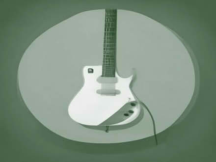 Photo of Electric guitar for 18 year old (Hackbridge SM6) #1