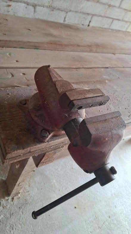 Photo of free Vintage work bench (Pontesbury SY5) #3