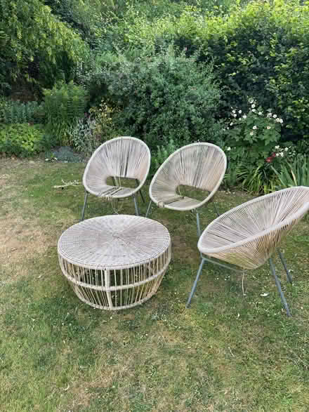 Photo of free Outside tables and chairs (Pednor Bottom HP5) #1