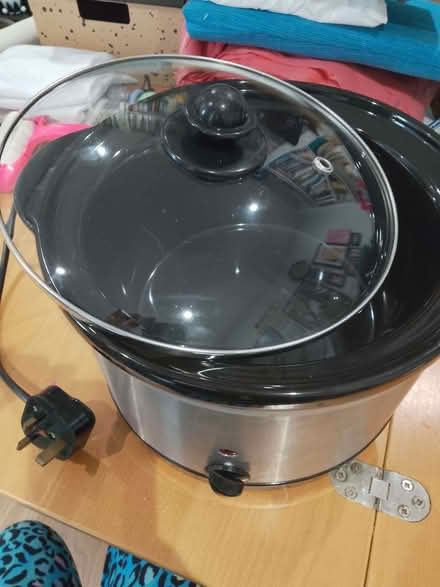 Photo of free Slow Cooker (Gilstead BD16) #2