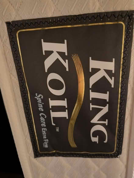 Photo of free Queen mattress in Hawthorn (Hawthorn) #2