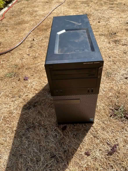 Photo of free Desktop PC's (Furze Platt SL6) #2